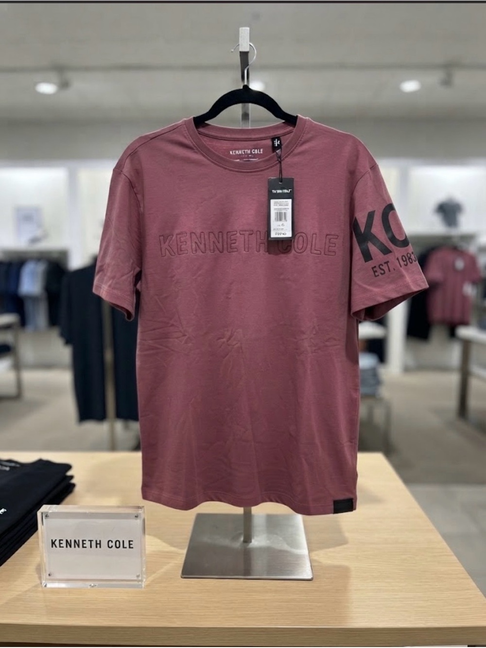 Kenneth Cole NWT Short-Sleeve Crewneck Tee in Mauve